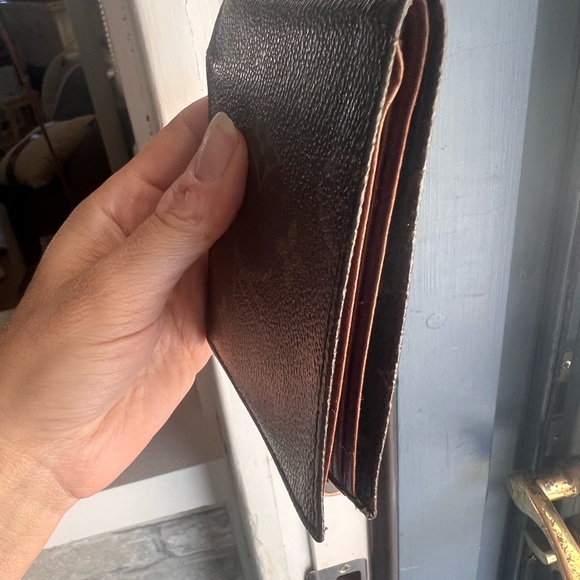 Vintage Vuitton Bifold wallet - Picture 7 of 13
